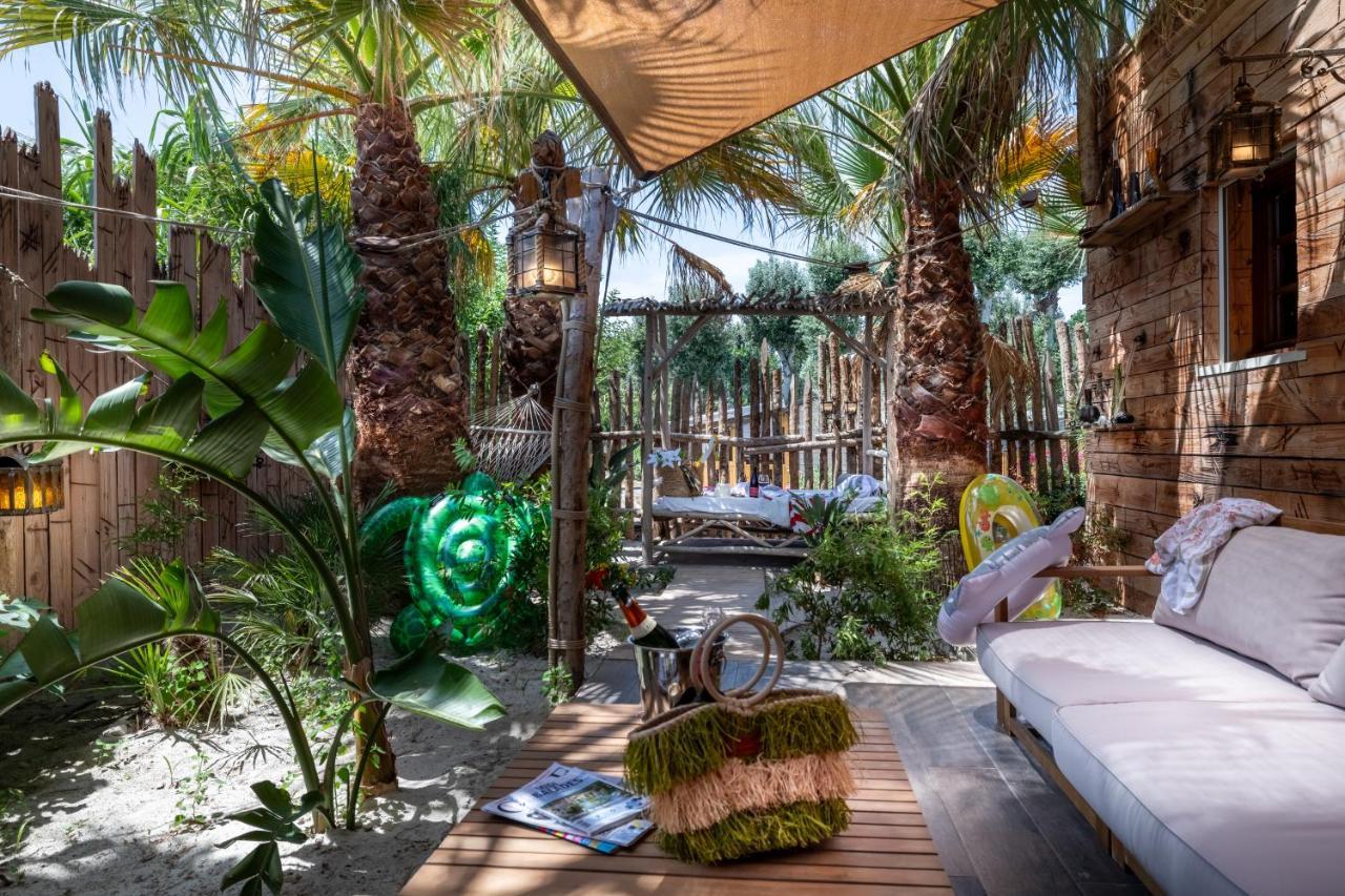 Hotel Pirates World Agde Bagian luar foto