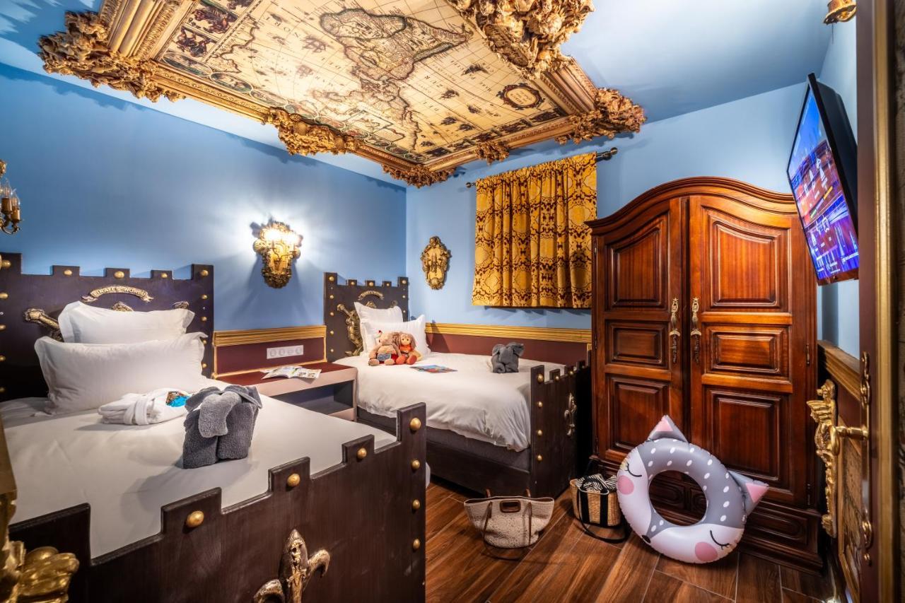 Hotel Pirates World Agde Bagian luar foto