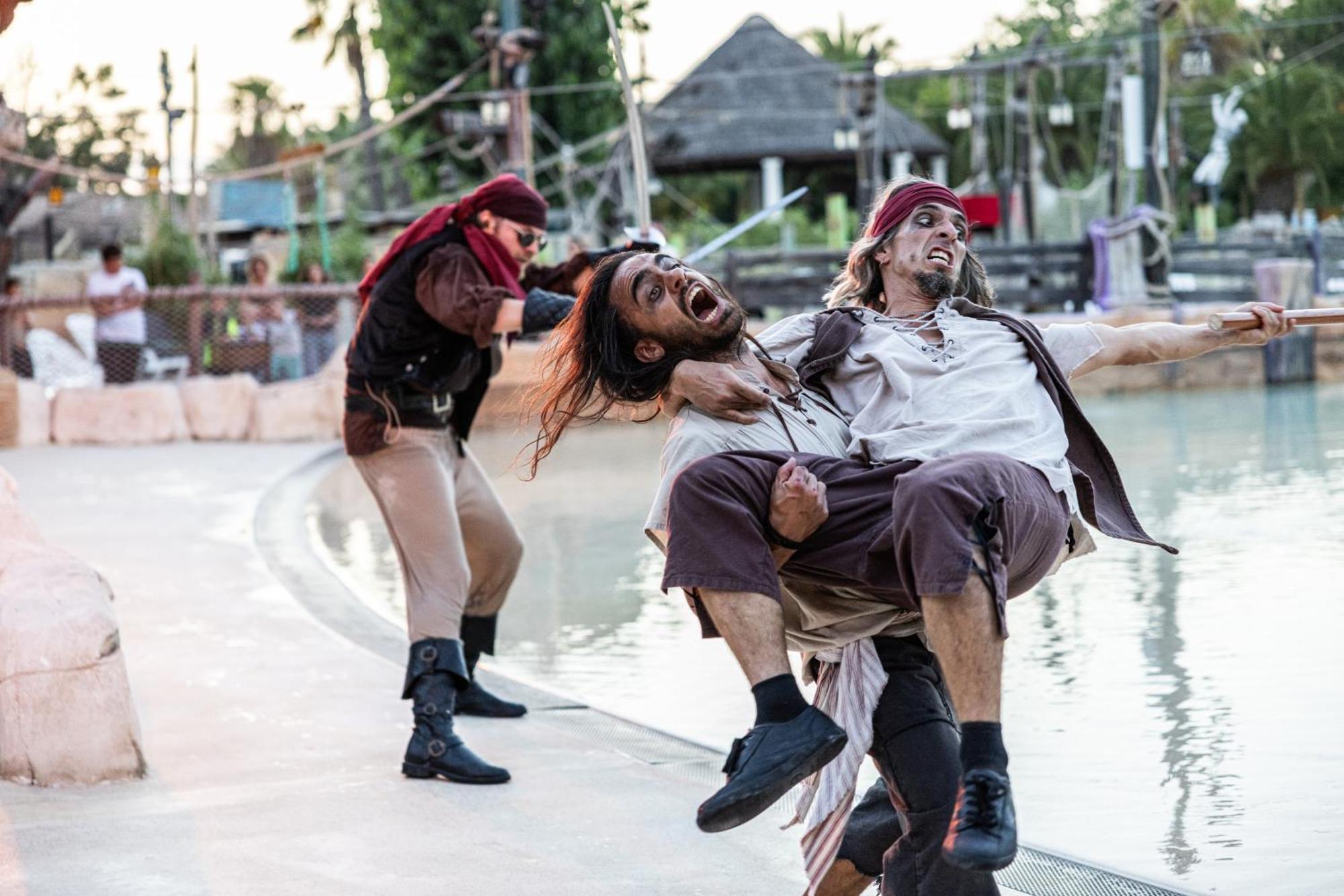 Hotel Pirates World Agde Bagian luar foto