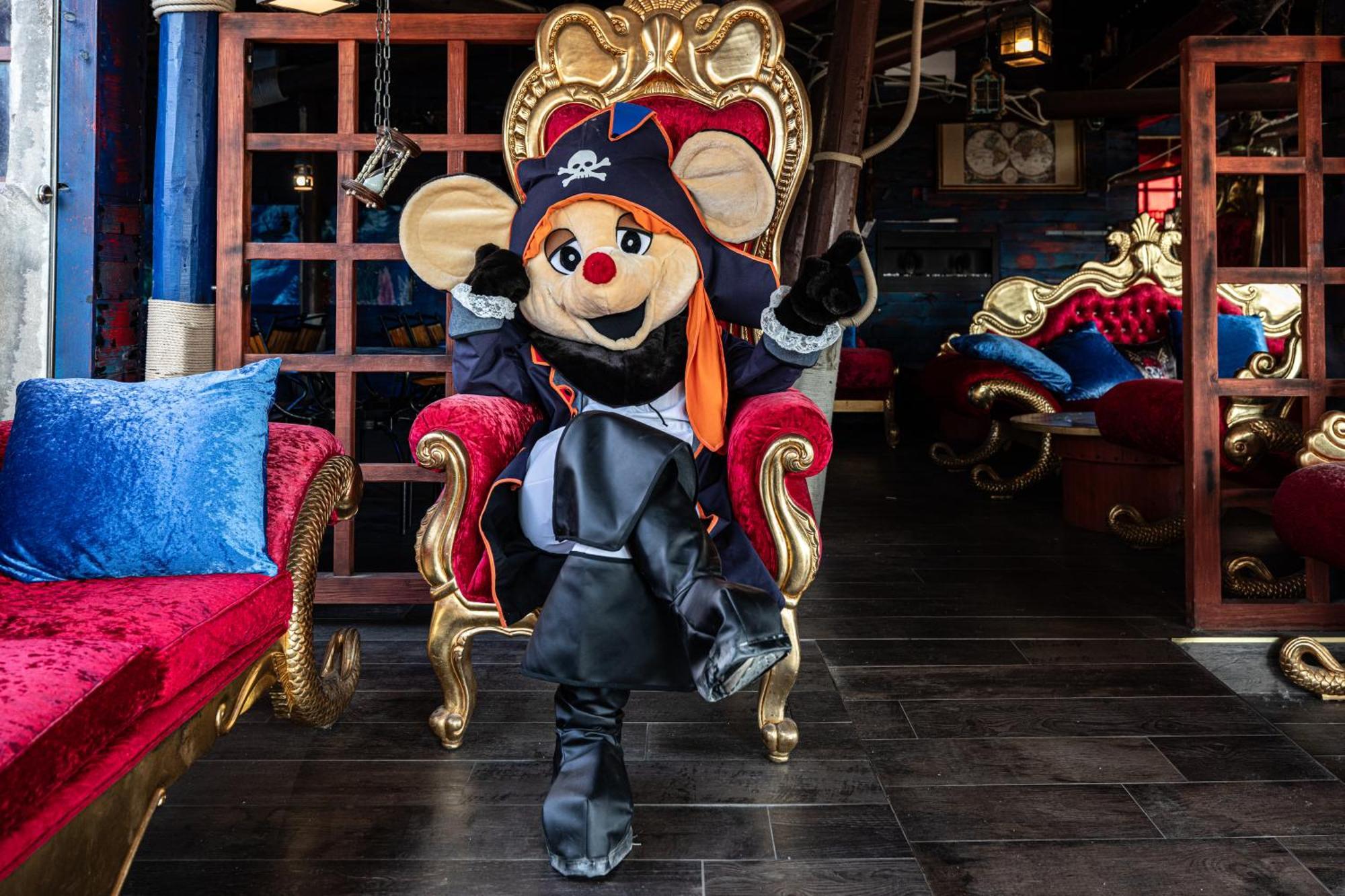 Hotel Pirates World Agde Bagian luar foto